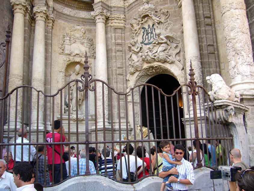 virgen del milagro o de la seo catedral de valencia