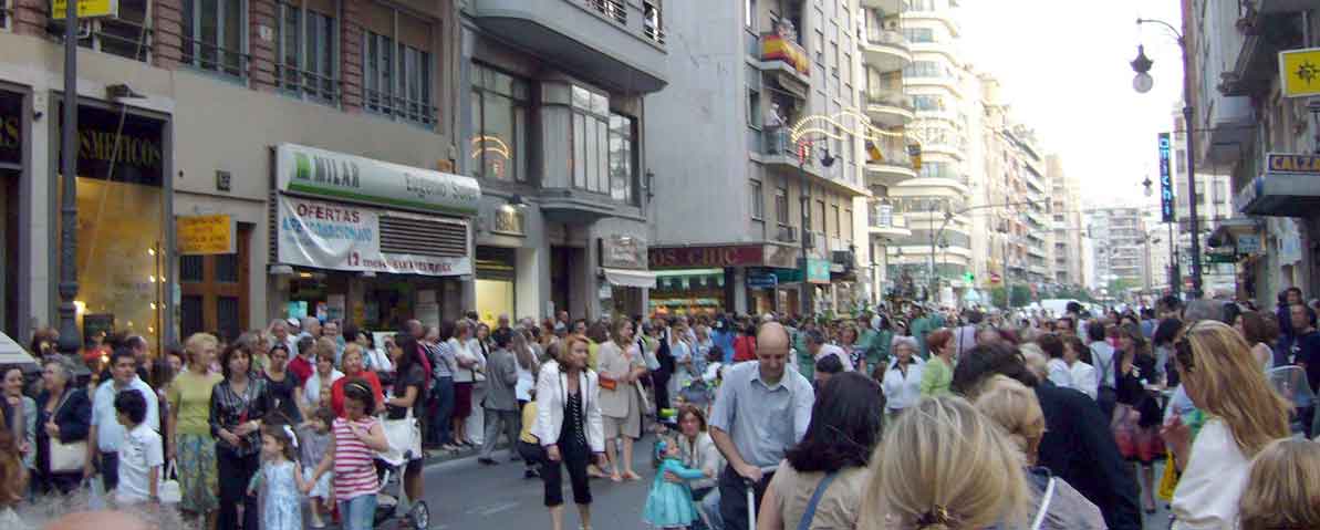 fiesta niños calle san vicente valencia