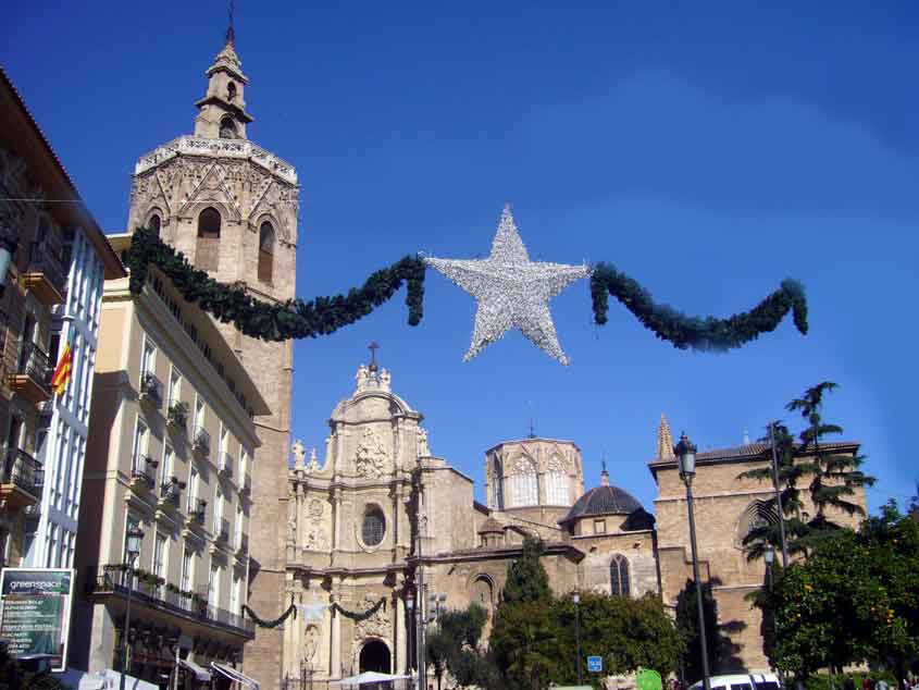 plaza de la reina en navidad valencia