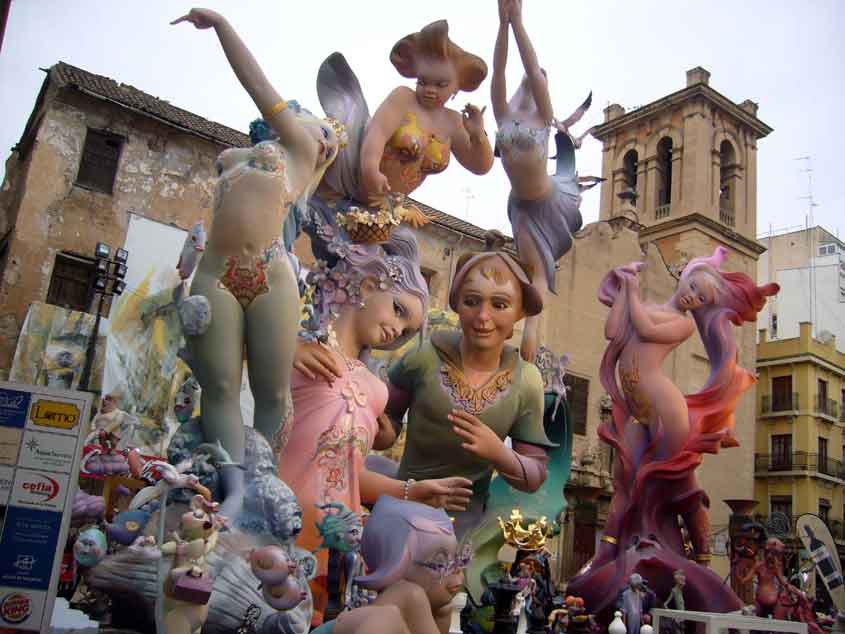 falla plaza del pilar, valencia