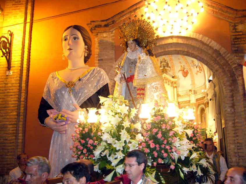 VIRGEN DE LOS DESAMPARADOS BARRIO SAN ISIDRO VALENCIA