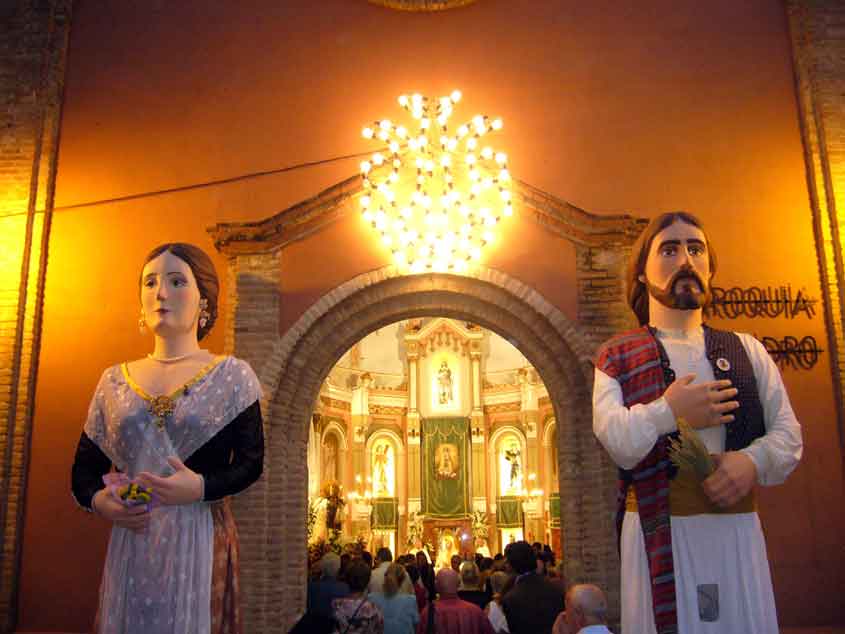 VIRGEN DE LOS DESAMPARADOS BARRIO SAN ISIDRO VALENCIA